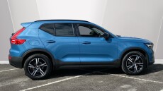 Volvo Xc40 2.0 B4P Plus Dark 5dr AWD Auto Petrol Estate